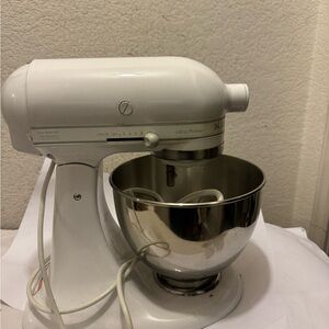 KitchenAid White Mixer with Silver Bowl